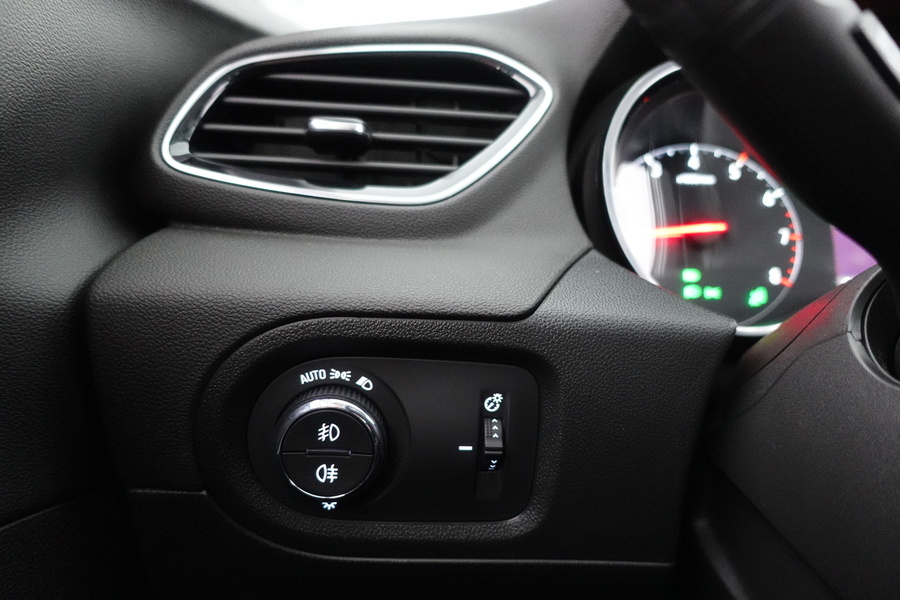 Opel Grandland X vaihtoauto