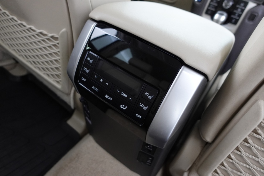 Toyota Land Cruiser vaihtoauto