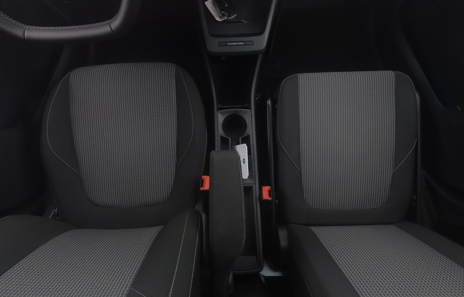 Ford Transit Courier vaihtoauto