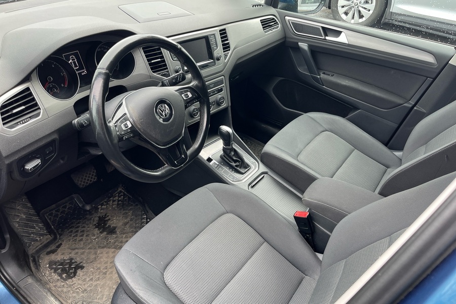 Volkswagen Golf Sportsvan vaihtoauto