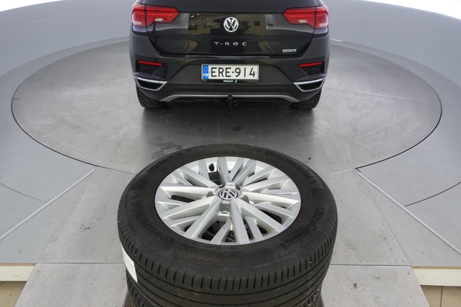 Volkswagen T-Roc vaihtoauto