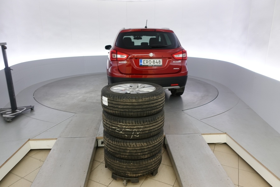 Suzuki SX4 S-CROSS vaihtoauto