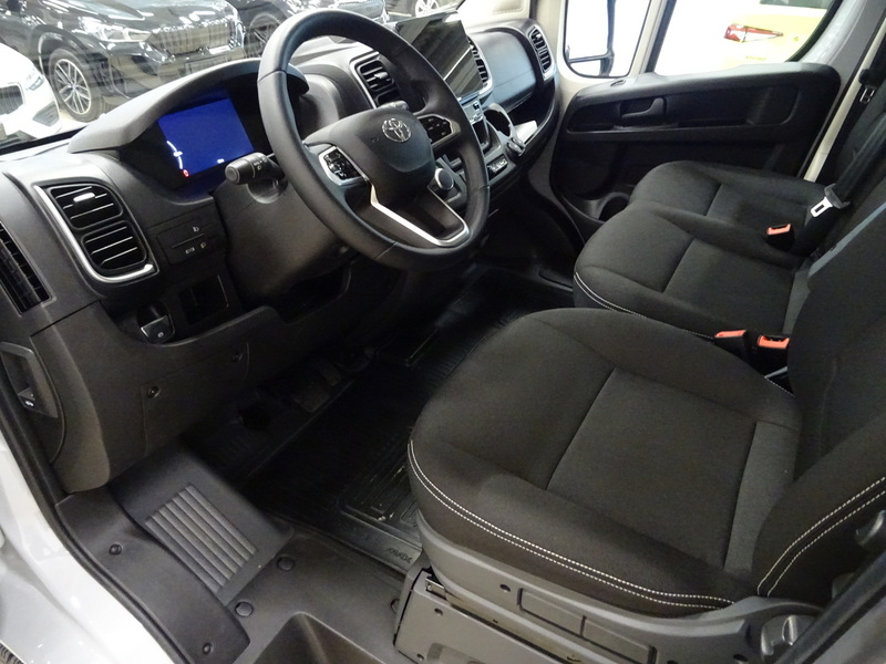Toyota Proace MAX vaihtoauto