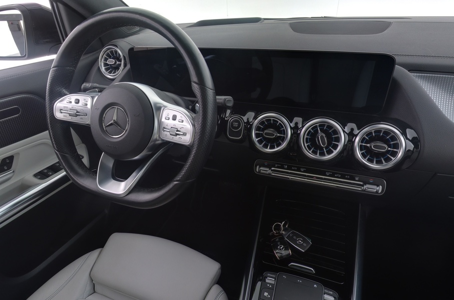 Mercedes-Benz EQA vaihtoauto