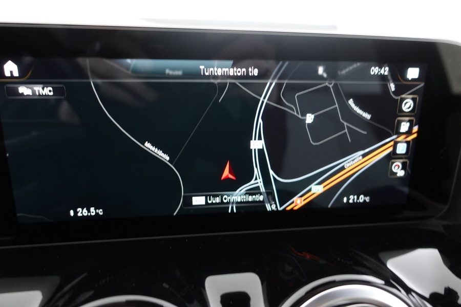 Mercedes-Benz EQA vaihtoauto