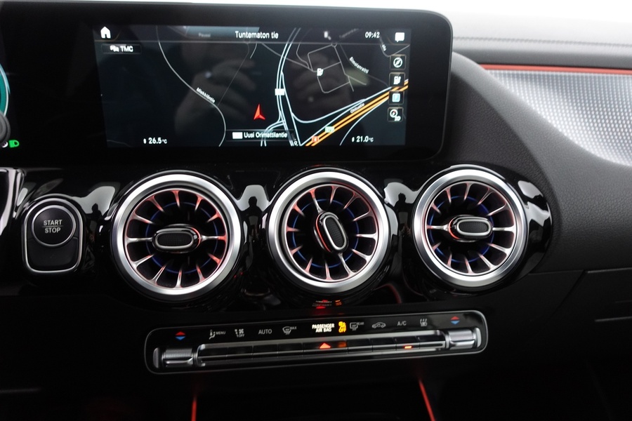 Mercedes-Benz EQA vaihtoauto