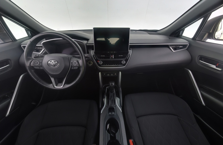 Toyota Corolla Cross vaihtoauto