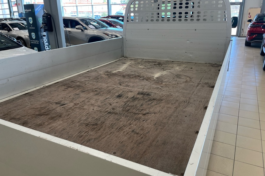 Toyota Dyna vaihtoauto