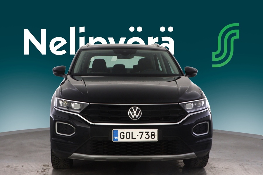 Volkswagen T-Roc vaihtoauto