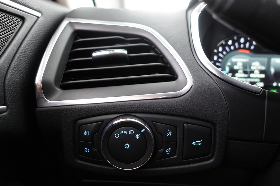 Ford S-MAX vaihtoauto