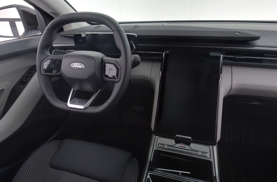 Ford USA Explorer vaihtoauto