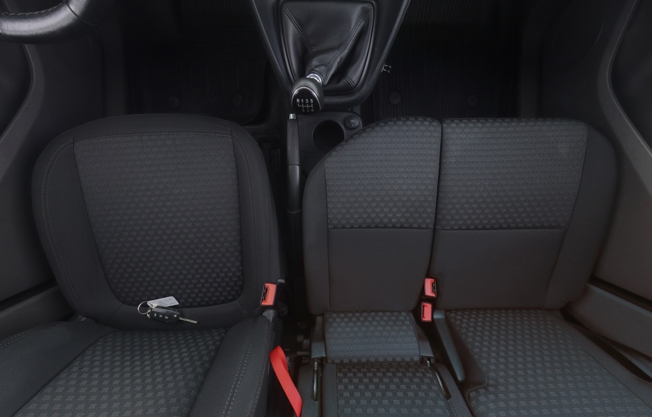 Ford Transit Connect vaihtoauto