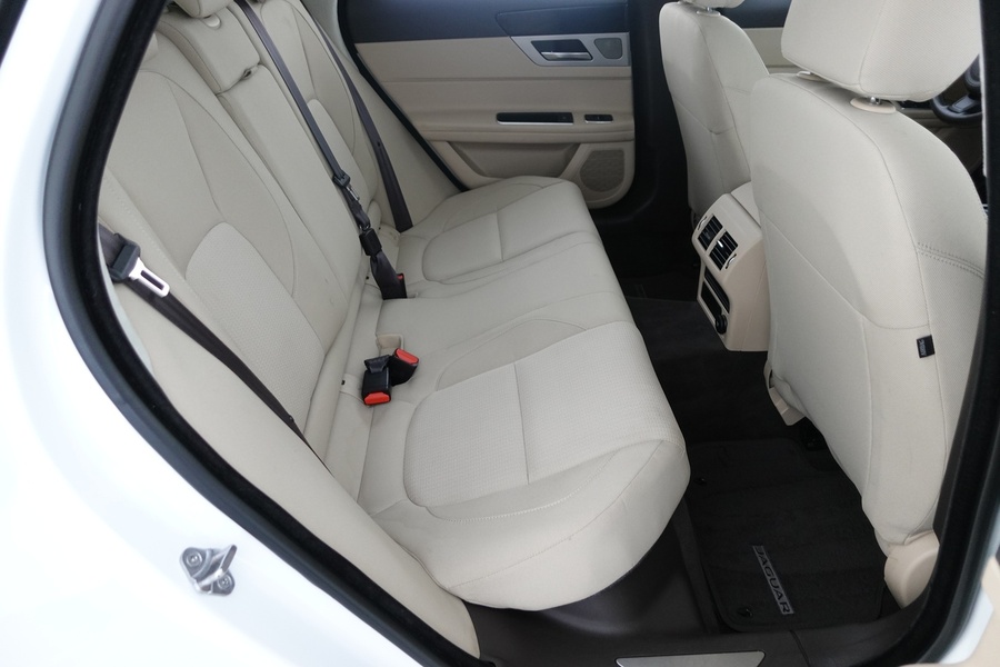 Jaguar XF vaihtoauto