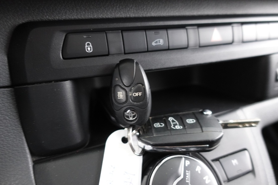 Toyota Proace vaihtoauto