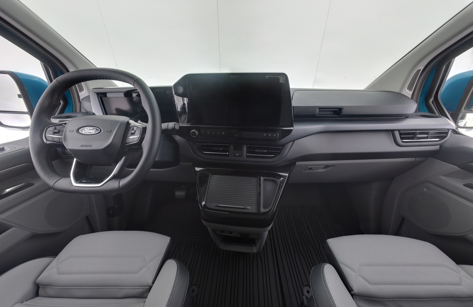 Ford Tourneo Custom vaihtoauto