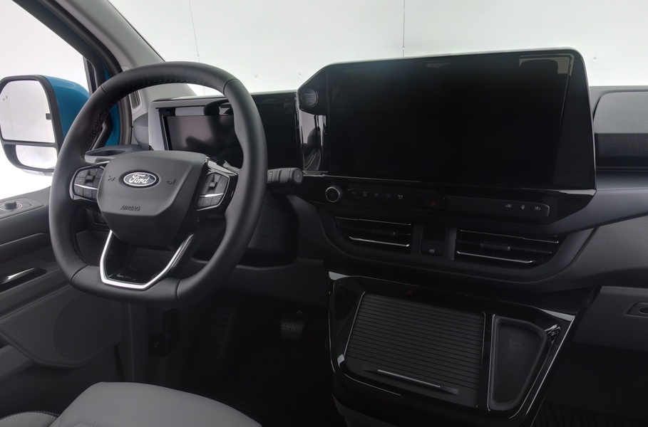 Ford Tourneo Custom vaihtoauto