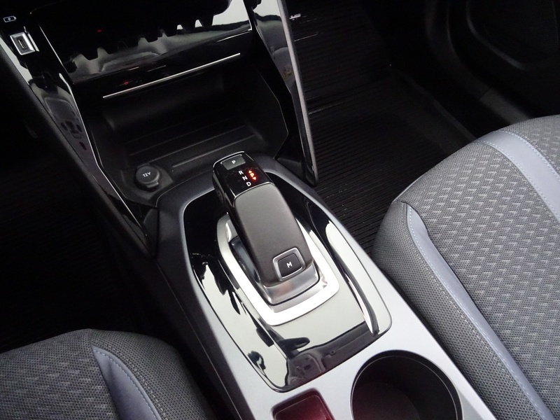 Peugeot 2008 vaihtoauto