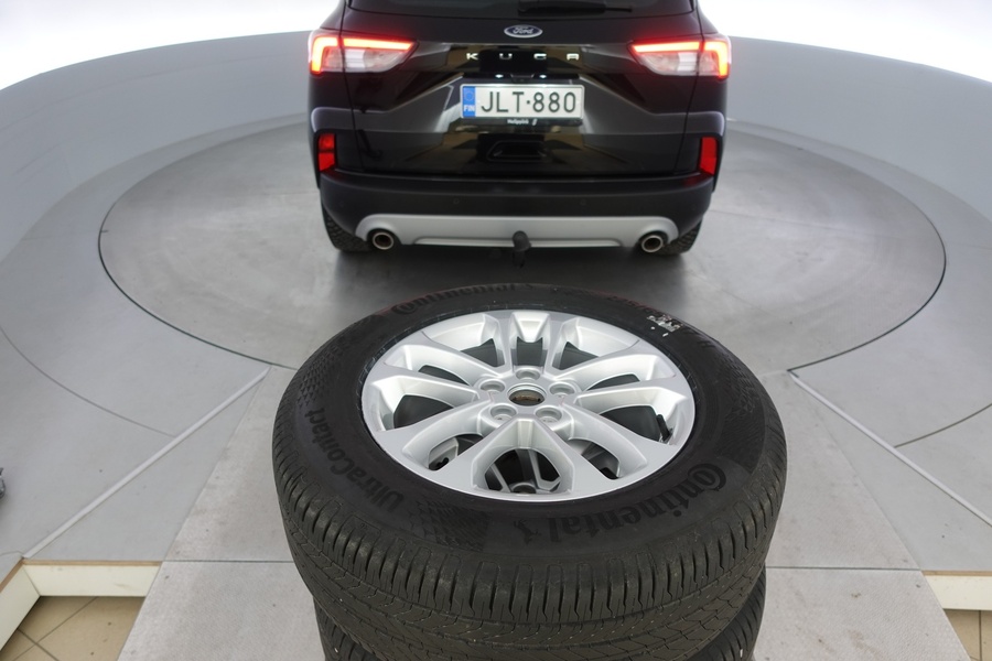 Ford Kuga vaihtoauto