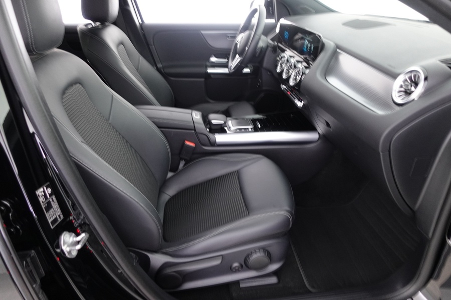 Mercedes-Benz EQA vaihtoauto