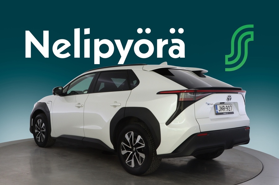 Toyota bZ4X vaihtoauto