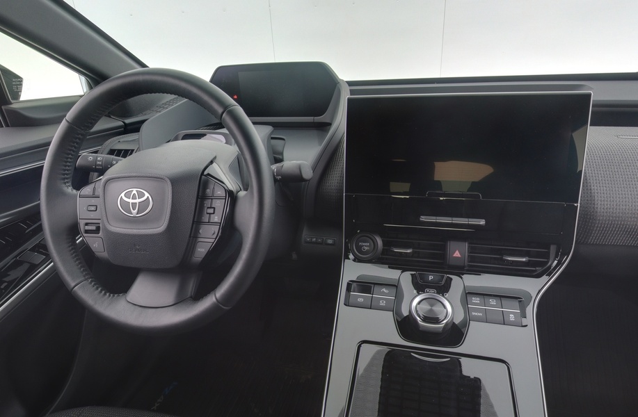 Toyota bZ4X vaihtoauto