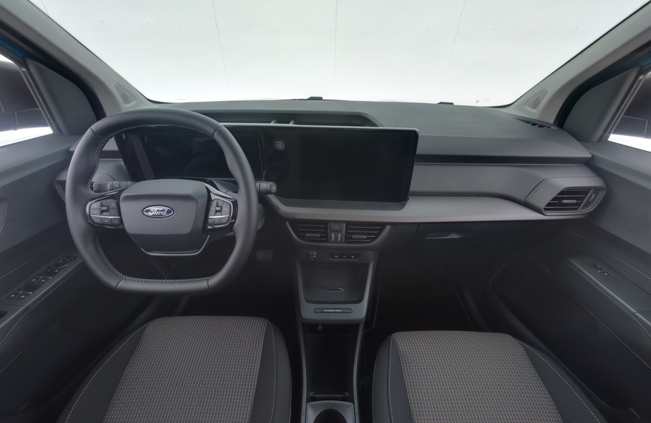 Ford Tourneo Courier vaihtoauto