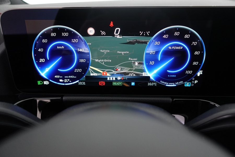 Mercedes-Benz EQA vaihtoauto