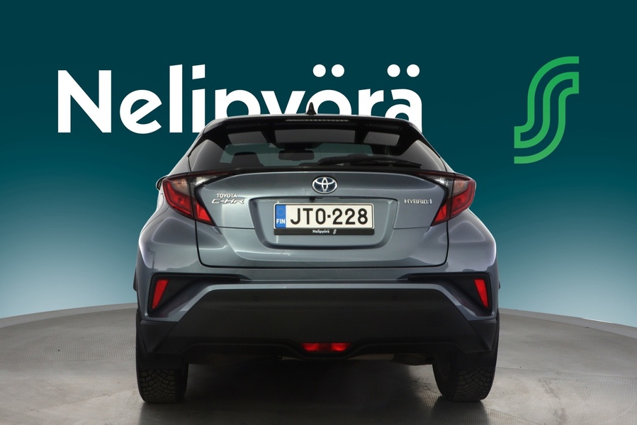 Toyota C-HR vaihtoauto