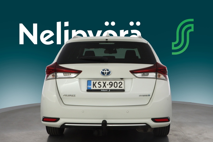 Toyota Auris vaihtoauto