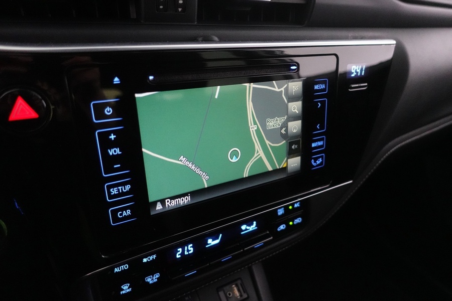 Toyota Auris vaihtoauto