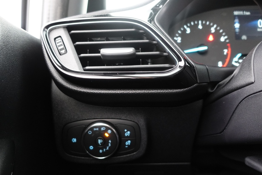 Ford Fiesta vaihtoauto