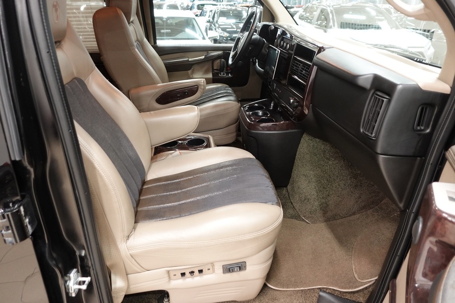 Chevrolet Express vaihtoauto