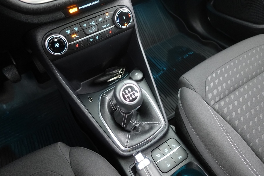 Ford Fiesta vaihtoauto