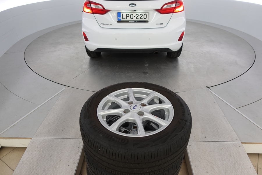 Ford Fiesta vaihtoauto