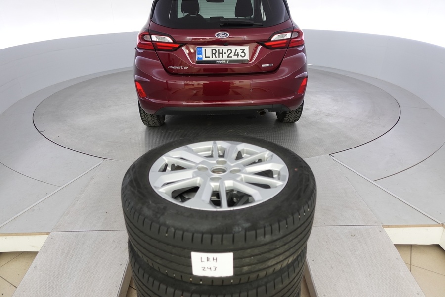 Ford Fiesta vaihtoauto