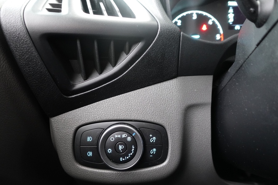 Ford Transit Connect vaihtoauto