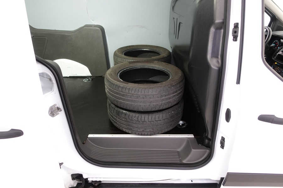 Ford Transit Connect vaihtoauto