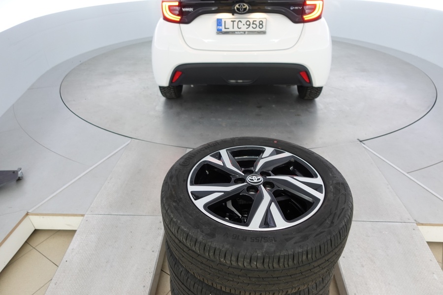 Toyota Yaris vaihtoauto