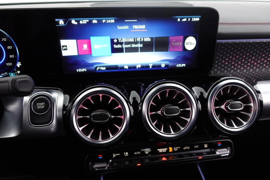 Mercedes-Benz EQB vaihtoauto