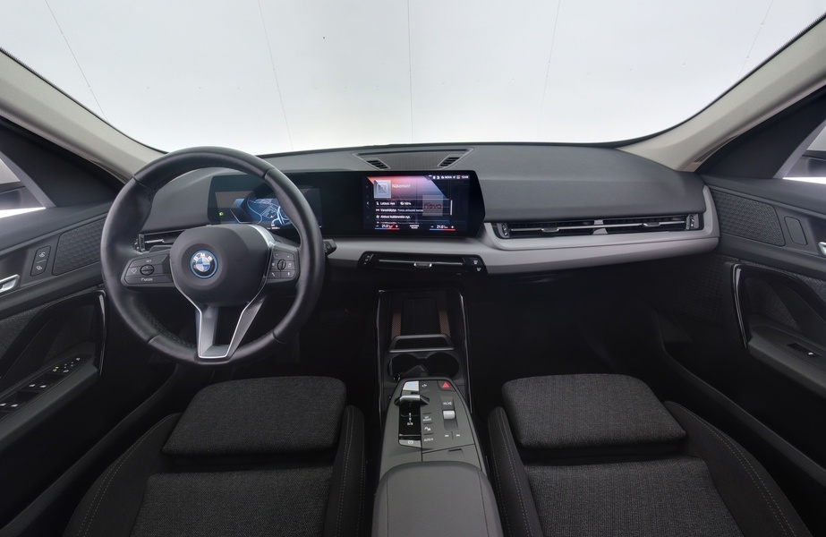 BMW iX1 vaihtoauto