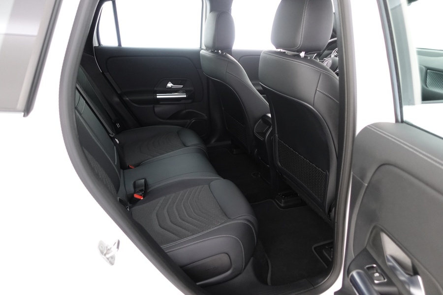 Mercedes-Benz EQA vaihtoauto