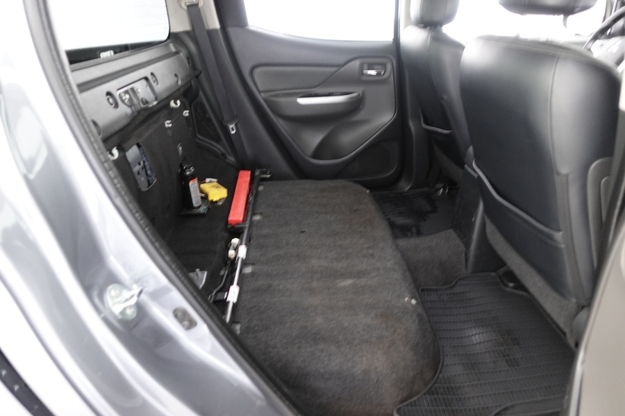 Mitsubishi L200 vaihtoauto