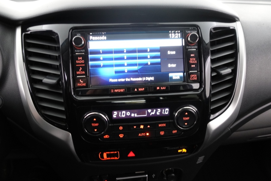 Mitsubishi L200 vaihtoauto