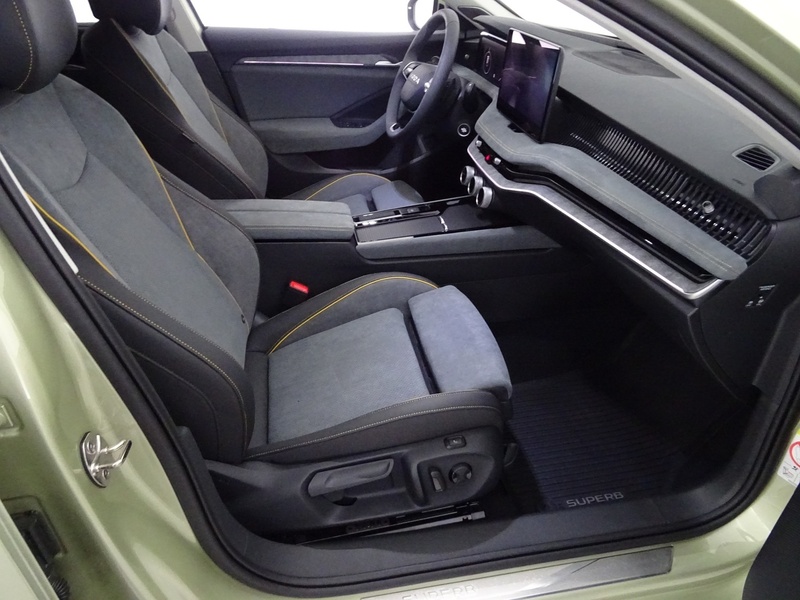 Skoda Superb vaihtoauto