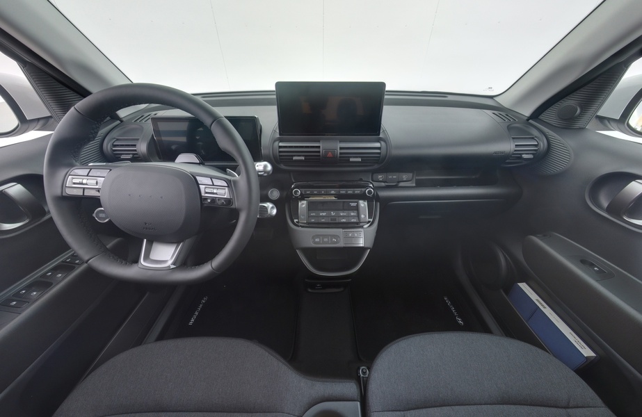 Hyundai INSTER vaihtoauto