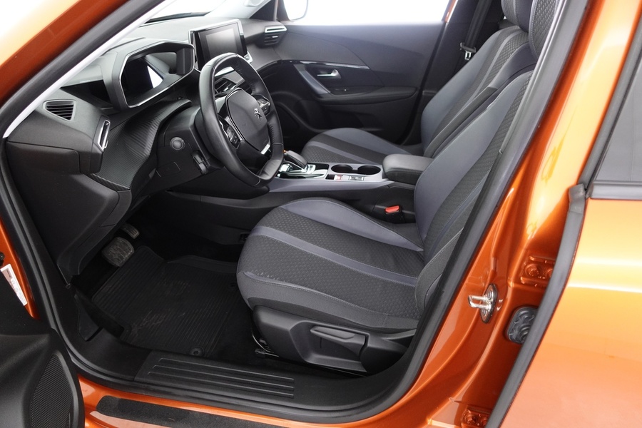 Peugeot e-2008 vaihtoauto