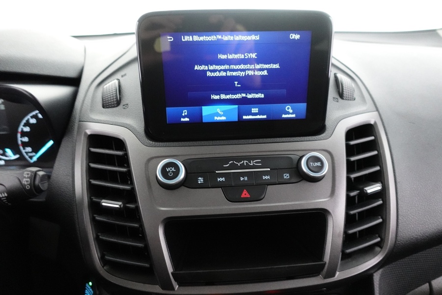 Ford Grand Tourneo Connect vaihtoauto