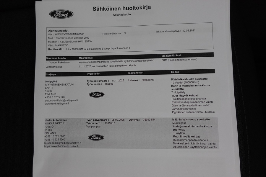 Ford Grand Tourneo Connect vaihtoauto
