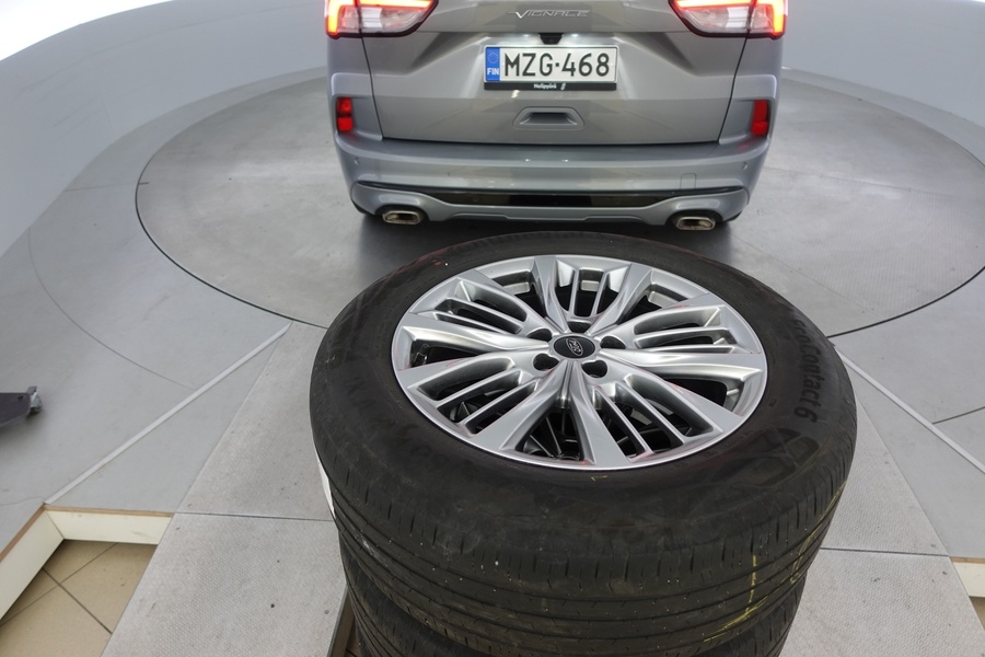 Ford Kuga vaihtoauto