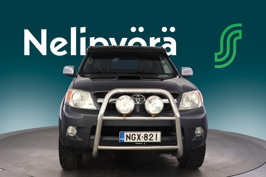 Toyota Hilux vaihtoauto